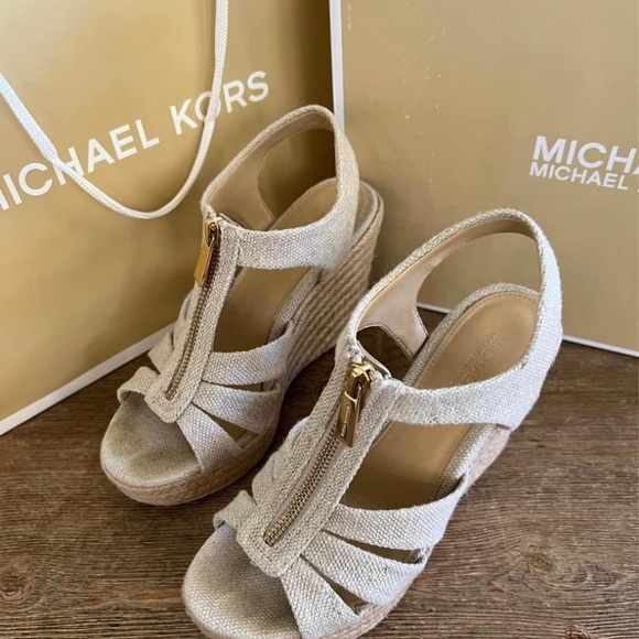 MK Berkeley Canvas Wedge Sandals - Picture 3 of 10